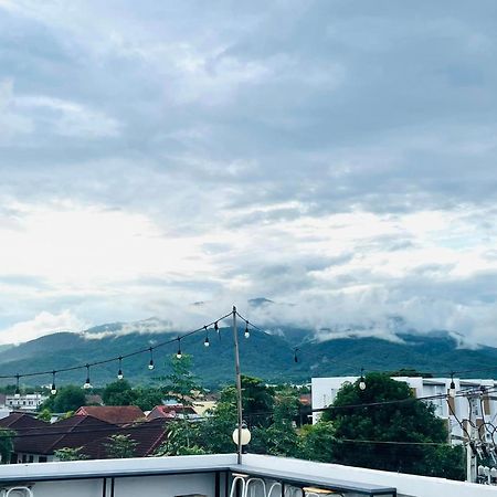 Sky View Home And Hostel Chiangmai Chiang Mai Esterno foto