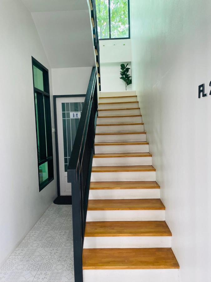 Sky View Home And Hostel Chiangmai Chiang Mai Esterno foto