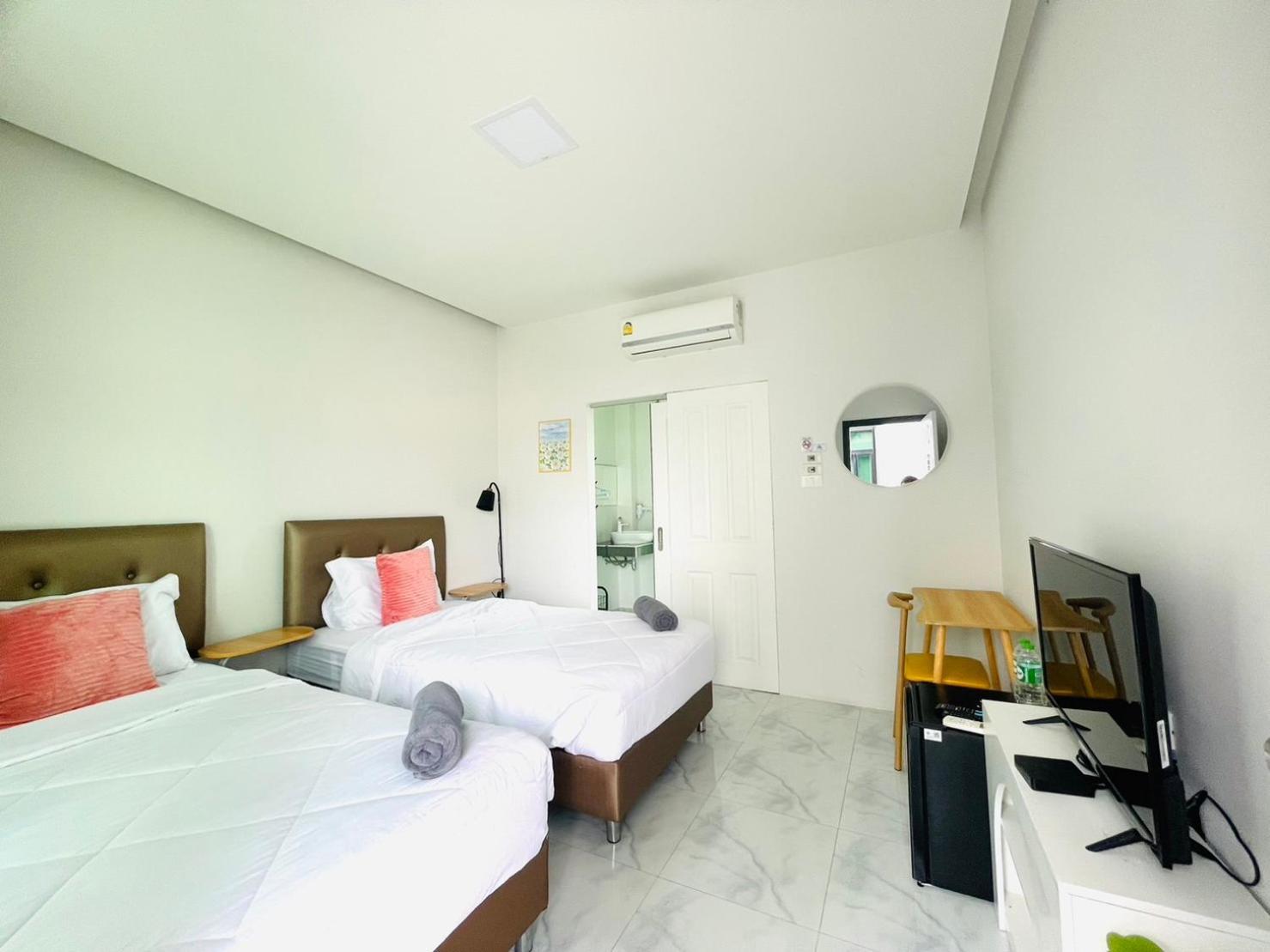 Sky View Home And Hostel Chiangmai Chiang Mai Esterno foto